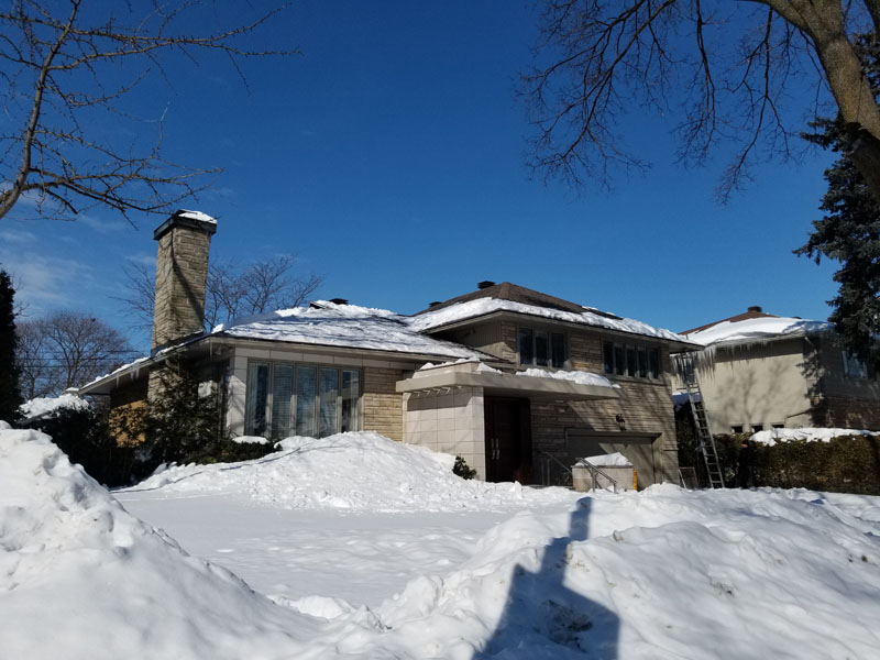 Déneigement de toiture Rive-Sud